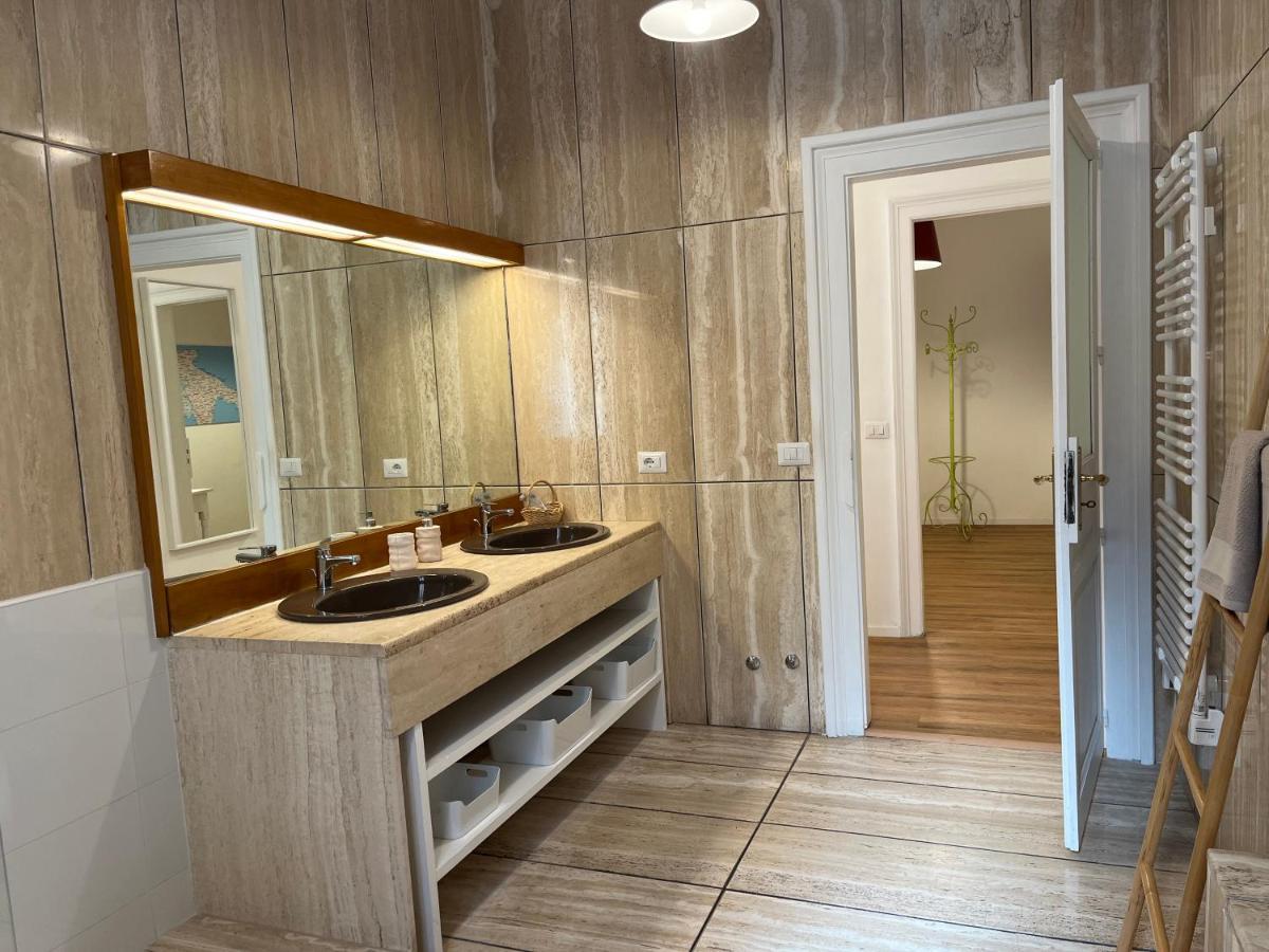 Apartamento Casa In Centro Con Terrazzo Bari Exterior foto